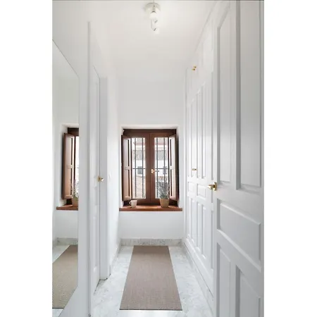 Appartement Magno San Laureano - Private Parking Included *
